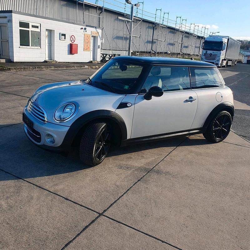 Gebraucht Mini Cooper 122 PS (89 kW) 2012 Silber Kleinwagen