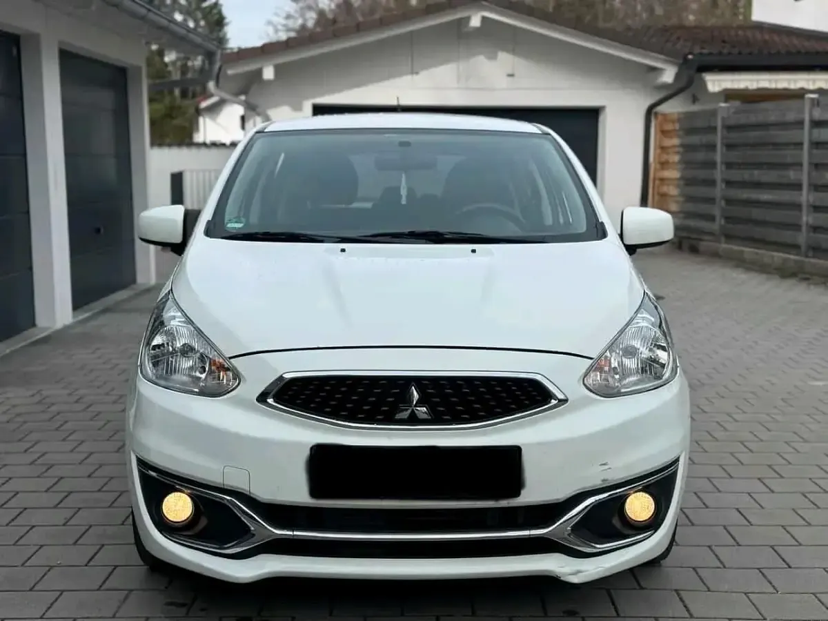 Gebraucht Mitsubishi Space Star 71 PS (52 kW) 2020 Weiß Kleinwagen