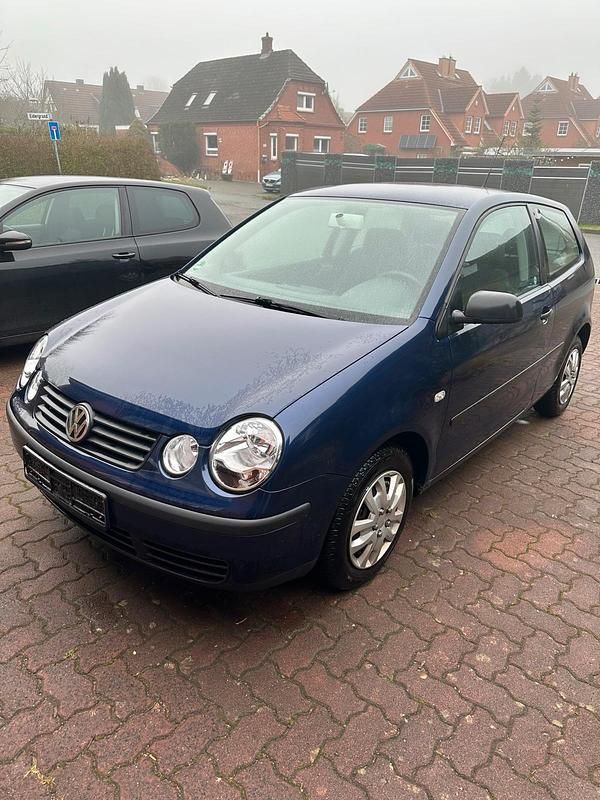 Gebraucht VW Polo 54 PS (39 kW) 2002 Blau Kleinwagen