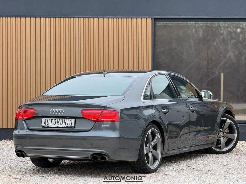 Gebraucht Audi S8 519 PS (381 kW) 2013 Grau Limousine