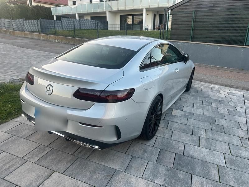 Silber Gebraucht 2017 Mercedes 220 AMG Coupé | 28.500 € - Bild 1/4