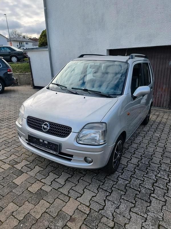 Gebraucht Opel Agila Elegance 75 PS (55 kW) 2001 Silber Van / Kleinbus