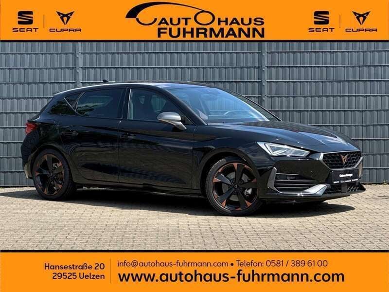 Mitternachtsschwarz Gebraucht 2023 Cupra Leon Limousine | 25.990 € (Superpreis) - Bild 1/4