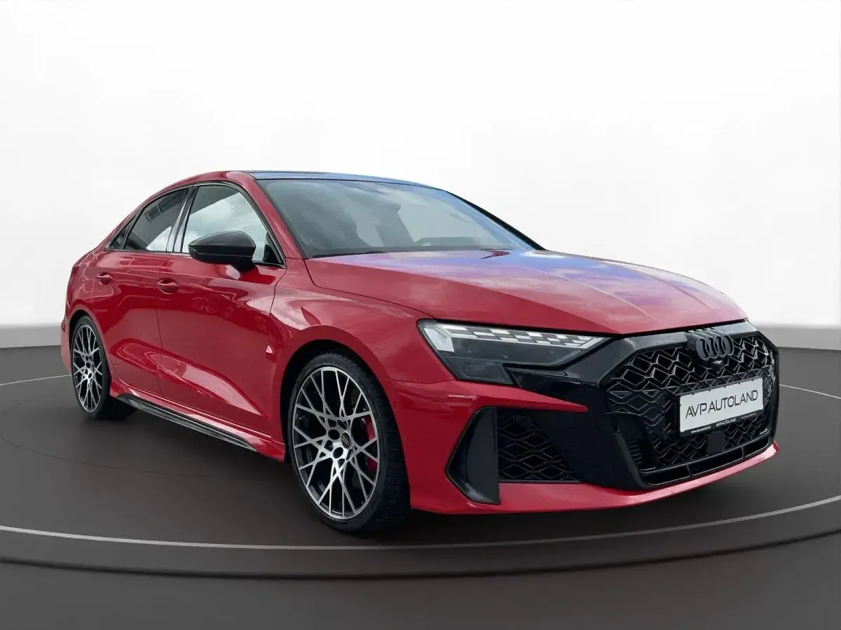 Gebraucht Audi RS3 Ambiente 400 PS (294 kW) 2025 Progressivrot Limousine