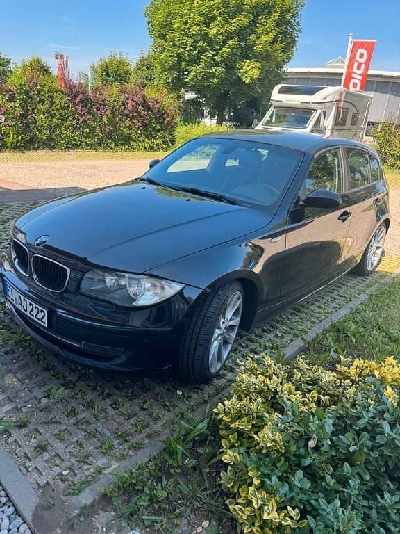 Schwarz Gebraucht 2007 BMW 118 Kleinwagen | 3.000 € (Fairer Preis) - Bild 1/4
