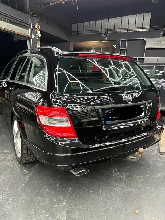 Gebraucht Mercedes 220 170 PS (125 kW) 2010 Schwarz Kombi