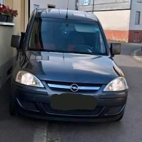 Andere außenfarben Gebraucht 2004 Opel Combo Van / Kleinbus | 2.500 € (Etwas zu teuer) - Bild 1/4