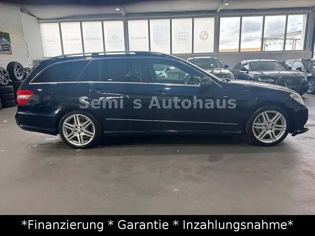 Gebraucht Mercedes E250 AMG 204 PS (150 kW) 2012 Blau Kombi