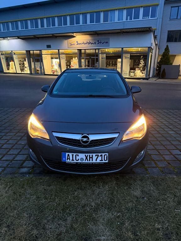 Gebraucht 2010 Opel Astra Edition Limousine | 4.000 € (Guter Preis) - Bild 1/4