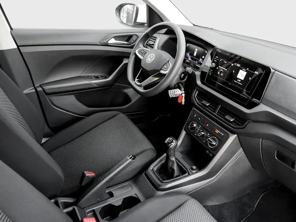 Gebraucht VW T-Cross Basis 95 PS (69 kW) 2024 Weiss SUV