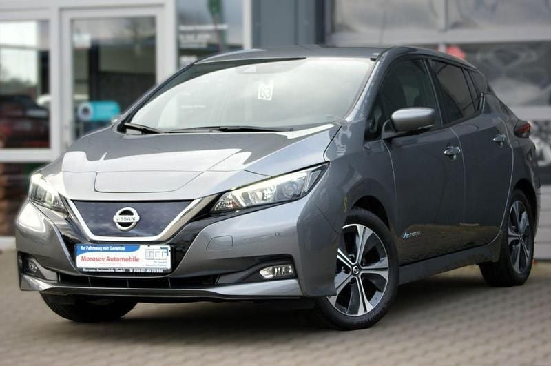 Grau Gebraucht 2020 Nissan Leaf N-Connecta Kleinwagen | 15.399 € (Fairer Preis) - Bild 1/4
