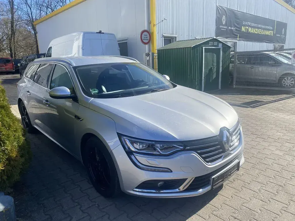 Gebraucht Renault Talisman GrandTour Initiale 200 PS (147 kW) 2017 Silber Kombi