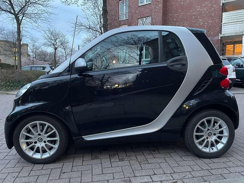 Gebraucht Smart ForTwo Coupé Passion 71 PS (52 kW) 2011 Schwarz Coupé