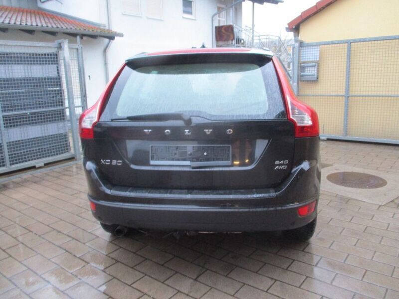 Gebraucht Volvo XC60 163 PS (119 kW) 2009 Schwarz SUV