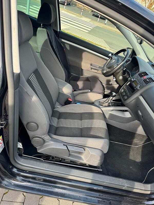 Gebraucht VW Golf V 80 PS (58 kW) 2007 Schwarz Kleinwagen