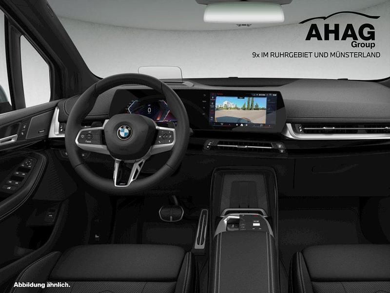 Neu BMW 220 Performance 170 PS (125 kW) 2026 Grau Limousine