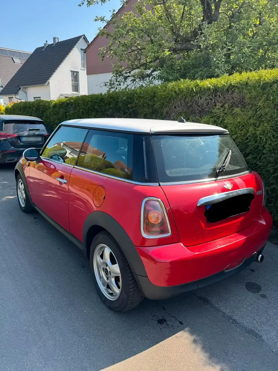 Używany Mini Cooper 120 KM (88 kW) 2007 Czerwony Hatchback