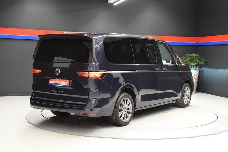 Używany VW T7 150 KM (110 kW) 2024 Niebieski Van