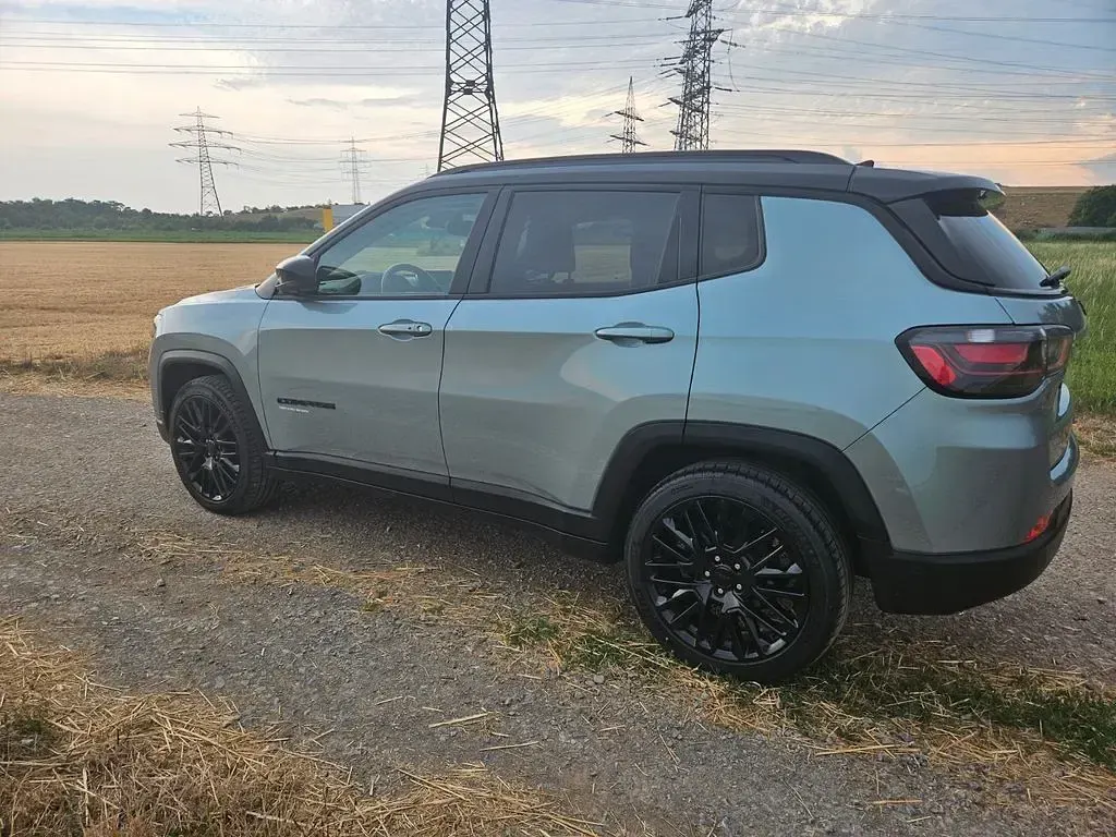 Gebraucht Jeep Compass Longitude 131 PS (96 kW) 2022 Blau SUV