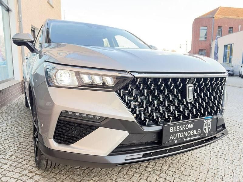 Neu Bestune T77 160 PS (117 kW) 2026 Silber SUV