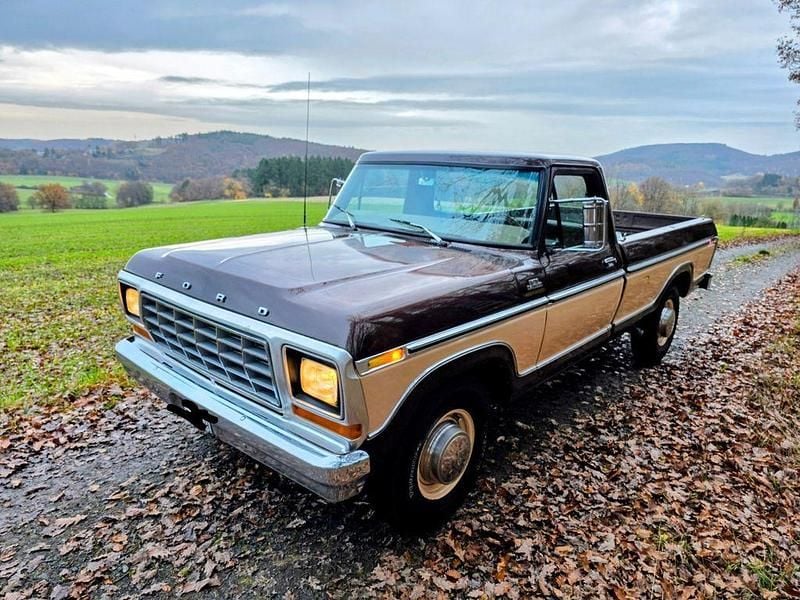 Gebraucht Ford V8 220 PS (161 kW) 1978 Beige SUV