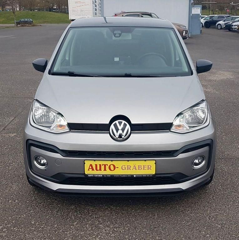 Silber Gebraucht 2017 VW up! Sound Kleinwagen | 9.990 € (Fairer Preis) - Bild 1/4