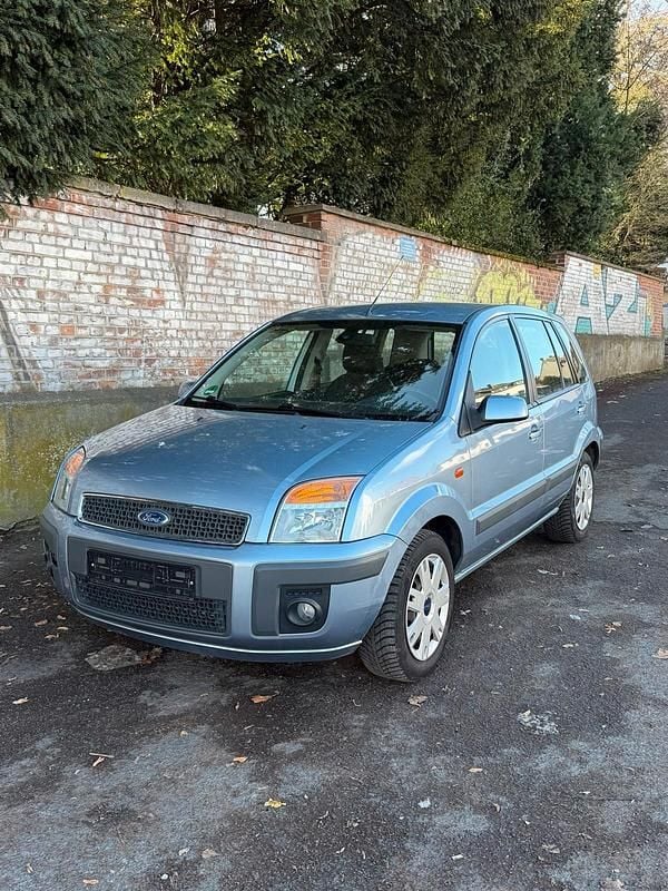 Gebraucht Ford Fusion 100 PS (73 kW) 2006 Grau Kleinwagen