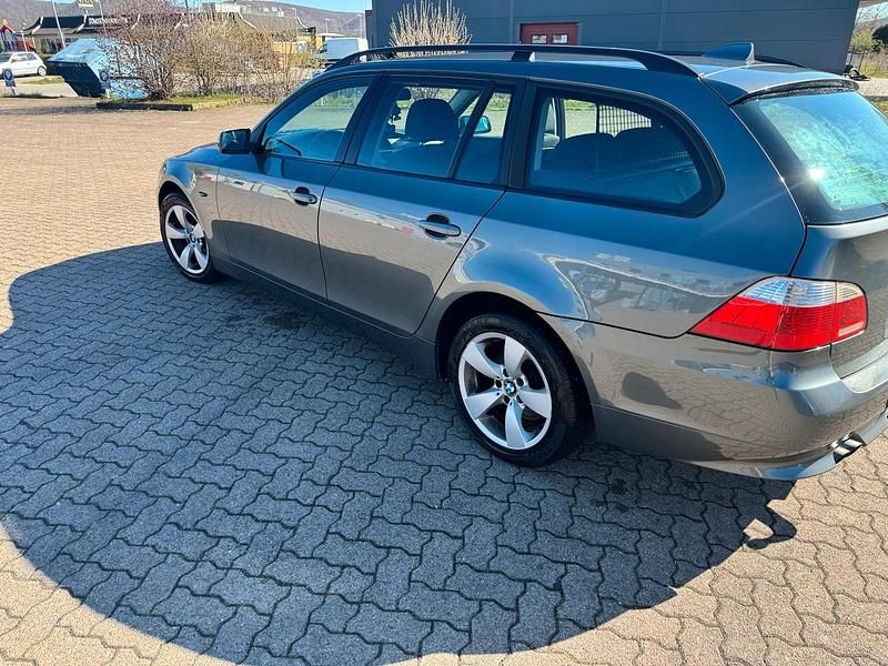 Gebraucht BMW 523 177 PS (130 kW) 2006 Kombi