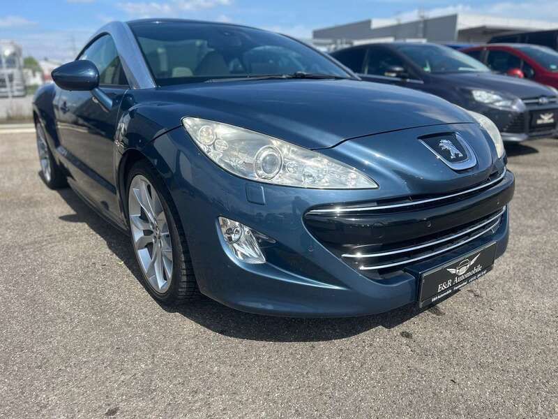 Lack weiss perlglänzend/ Gebraucht 2010 Peugeot RCZ Basis Coupé | 7.499 € (Fairer Preis) - Bild 1/4