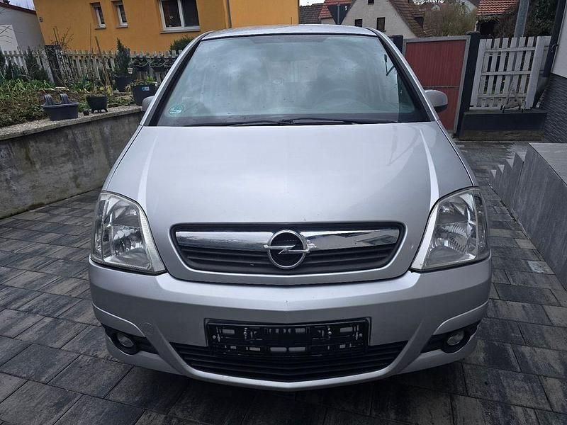 Gebraucht Opel Meriva 90 PS (66 kW) 2009 Silber Van / Kleinbus