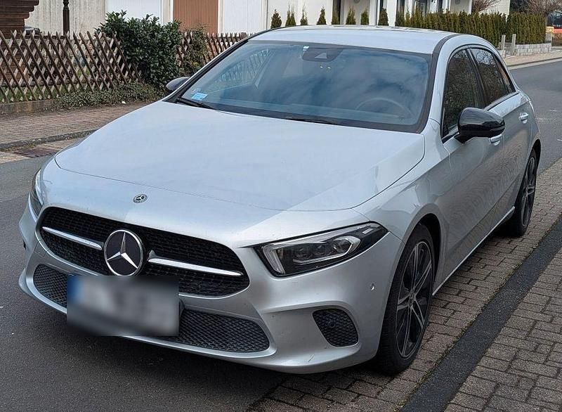 Gebraucht Mercedes A220 Progressive 190 PS (139 kW) 2019 Silber Limousine