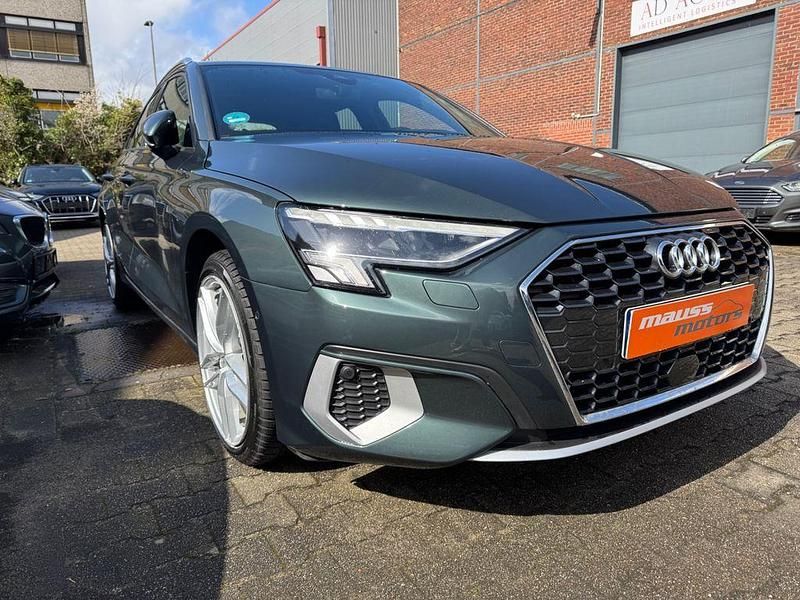 Gebraucht Audi A3 Advanced Plus 150 PS (110 kW) 2021 Grau Limousine