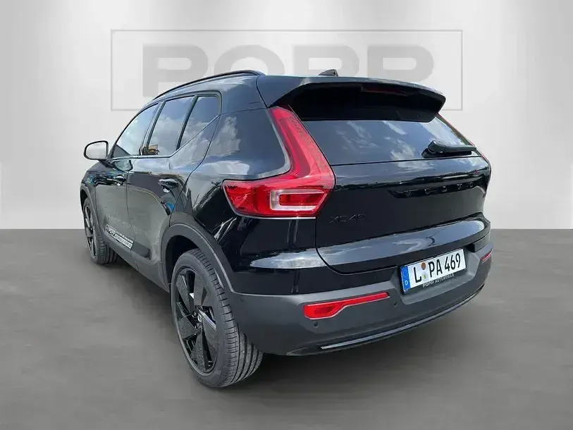 Usata Volvo XC40 Plus 163 CV (119 kW) 2025 Nero SUV