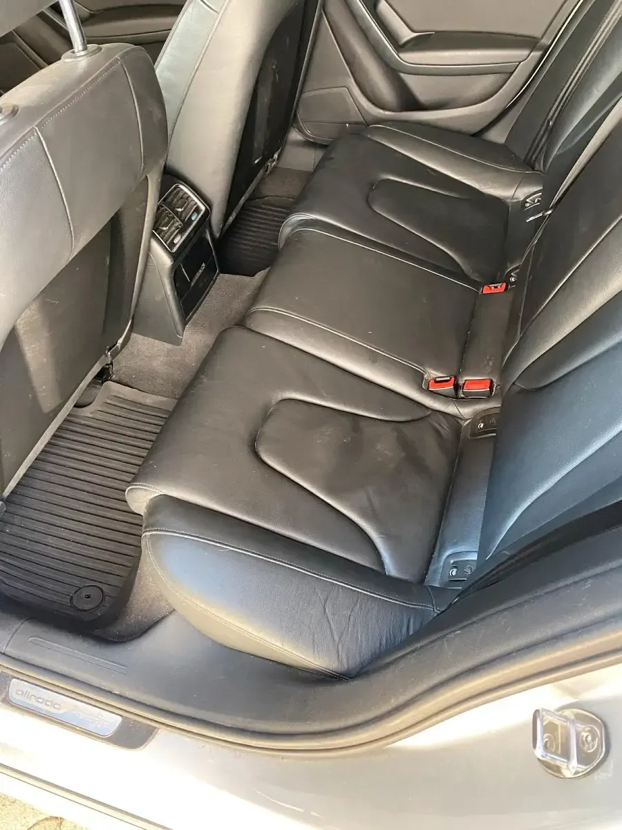 Gebraucht Audi A4 142 PS (104 kW) 2010 Silber Limousine