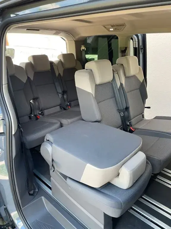Usata VW T7 150 CV (110 kW) 2024 Grigio Furgone
