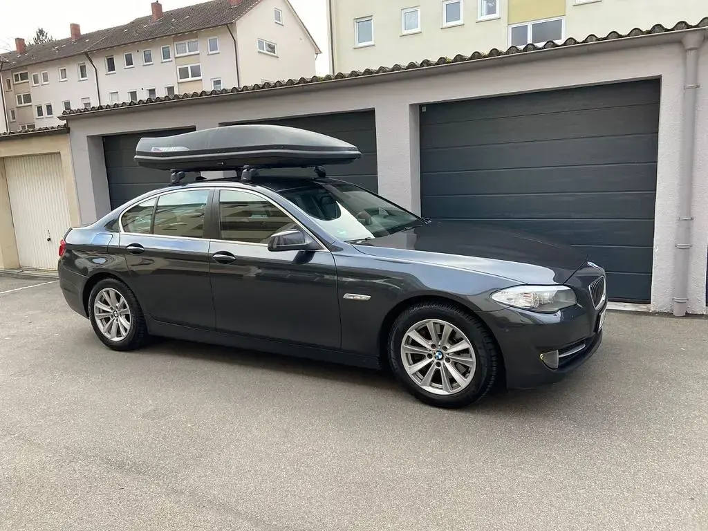 Gebraucht BMW 528 258 PS (189 kW) 2011 Schwarz Limousine