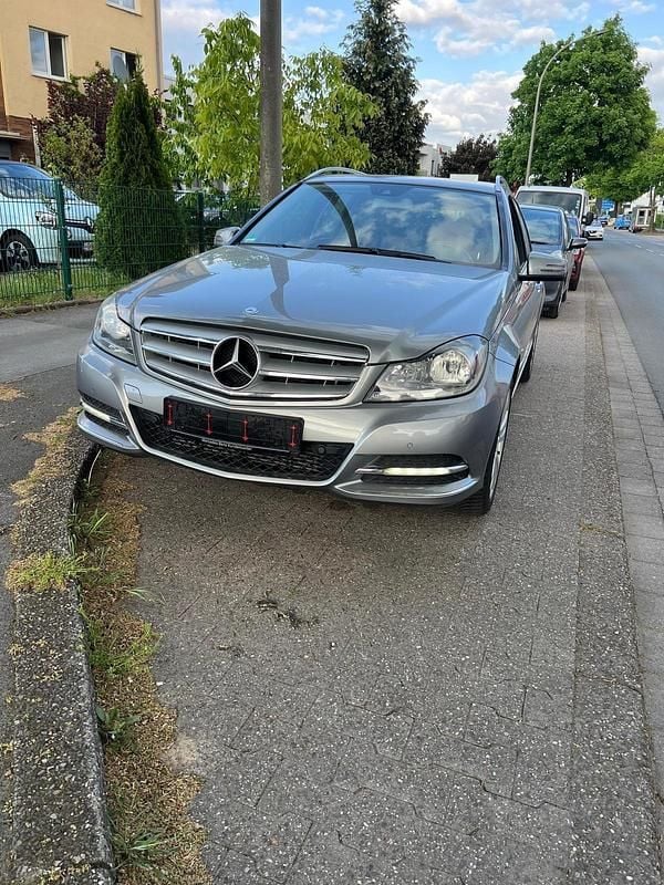 Gebraucht Mercedes C200 2011 Silber Kombi