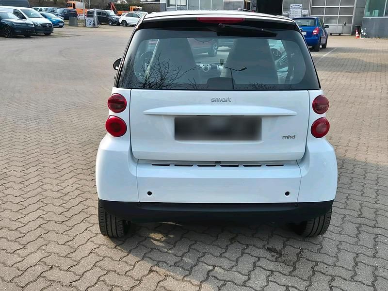 Gebraucht Smart ForTwo Coupé 60 PS (44 kW) 2009 Weiß Coupé