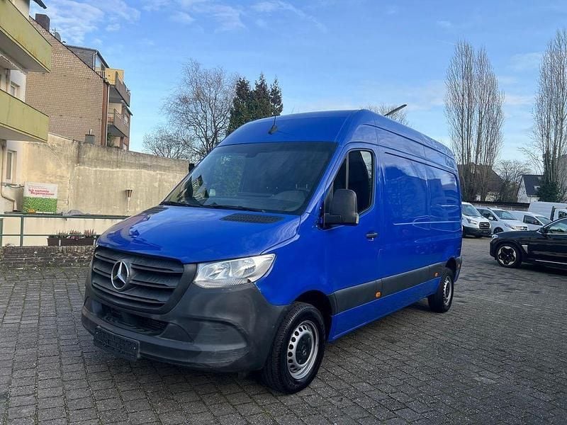Blau Gebraucht 2021 Mercedes Sprinter Van | 13.980 € - Bild 1/4