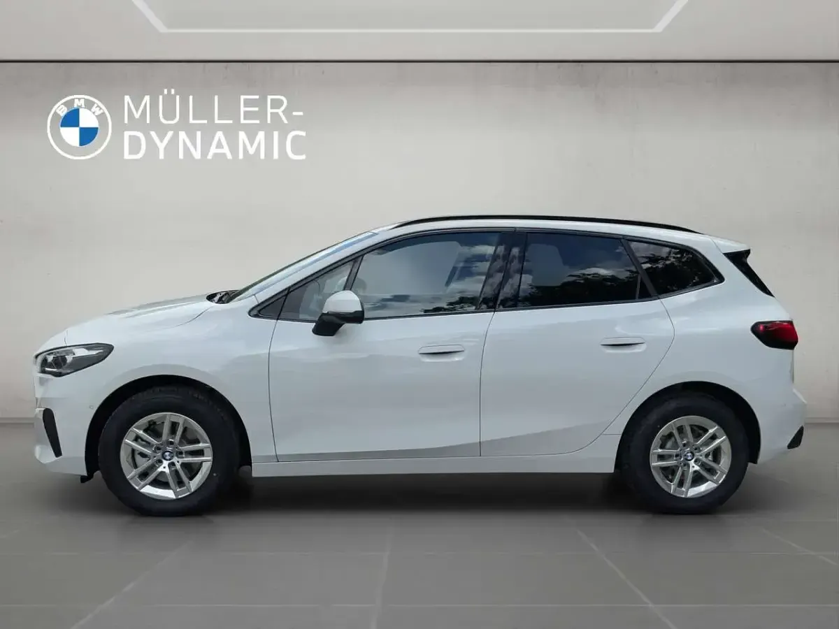 Gebraucht BMW 216 122 PS (89 kW) 2025 Alpinweiss iii Coupé