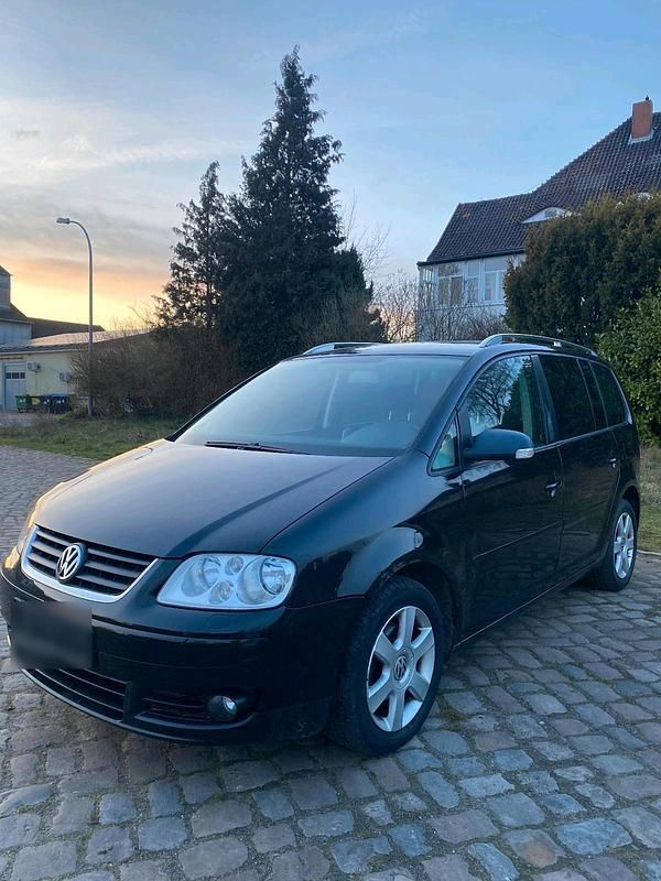 Gebraucht VW Touran Highline 140 PS (102 kW) 2005 Schwarz Van / Kleinbus