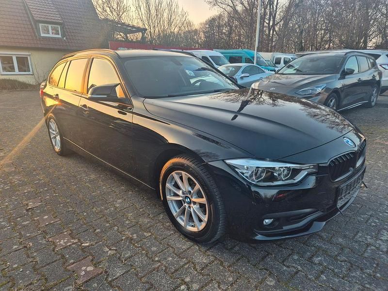 Gebraucht BMW 318 Performance 150 PS (110 kW) 2018 Schwarz Kombi