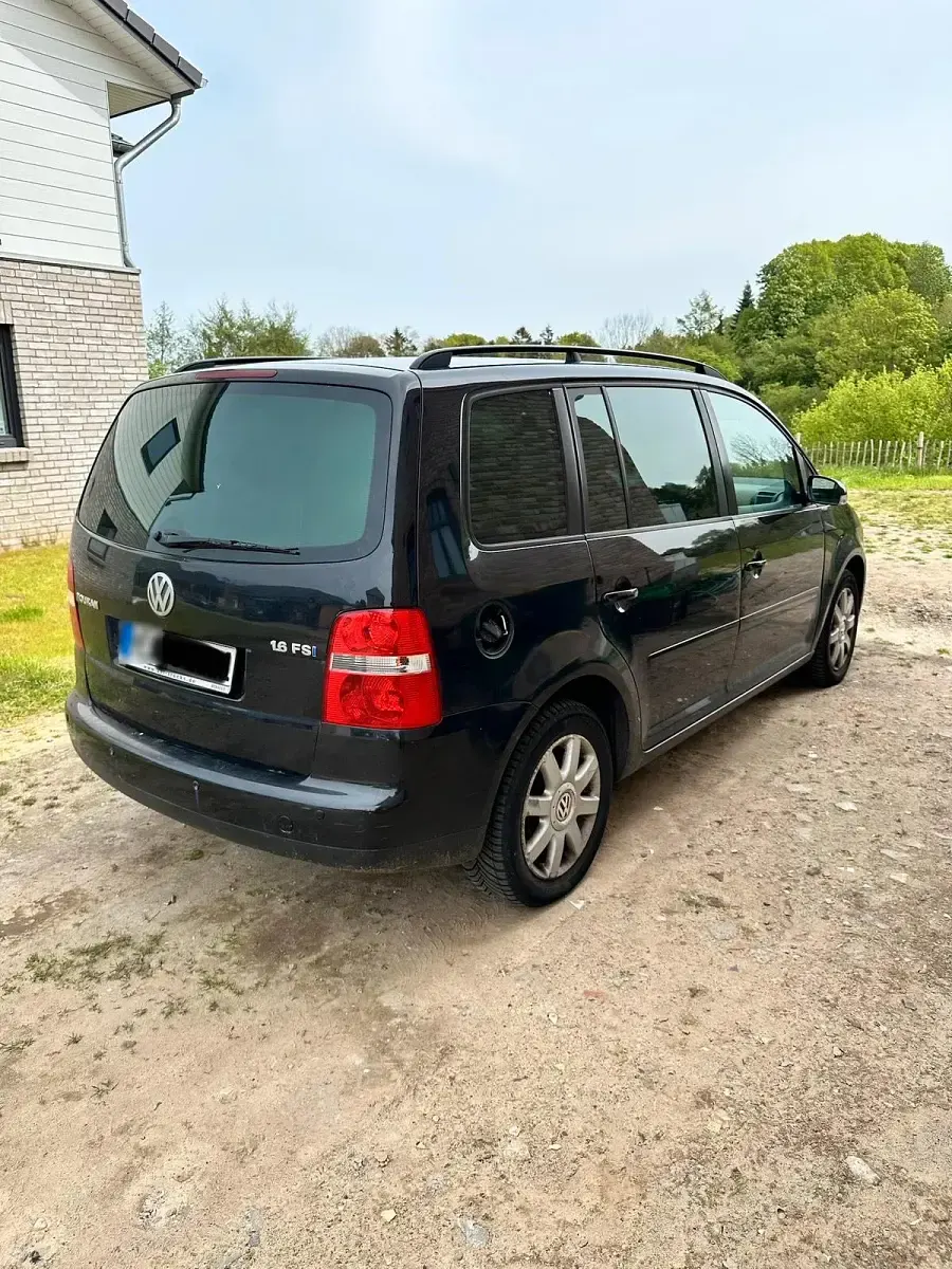 Gebraucht VW Touran 116 PS (85 kW) 2003 Schwarz Van / Kleinbus