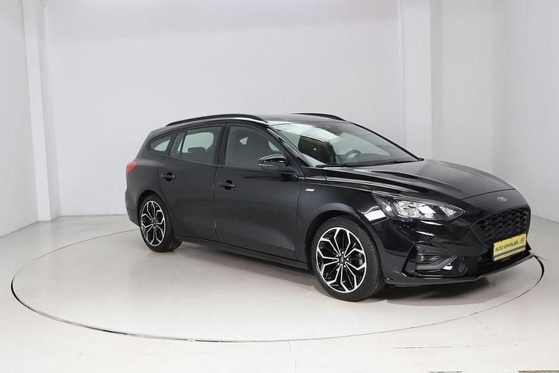 Gebraucht Ford Focus ST-Line 155 PS (114 kW) 2021 Schwarz Kombi