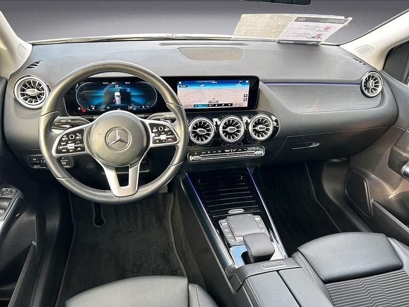 Gebraucht Mercedes B220 Progressive 190 PS (139 kW) 2020 Weiß Van / Kleinbus