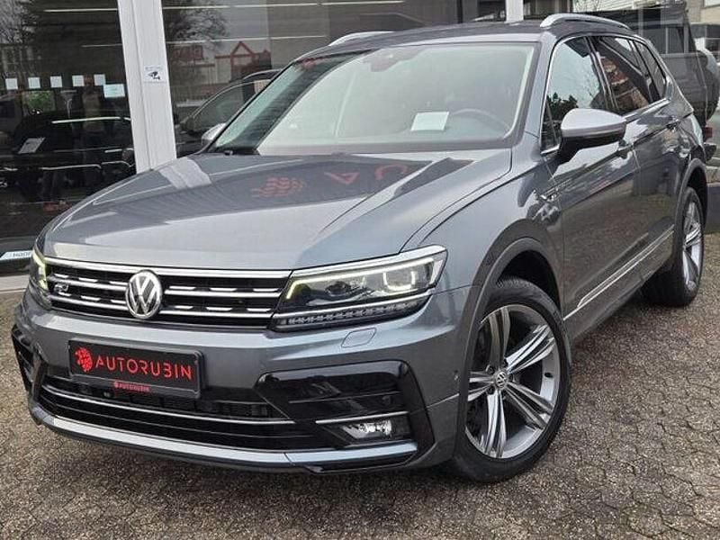 Gebraucht VW Tiguan Allspace Highline 180 PS (132 kW) 2018 Platinum grey metallic SUV