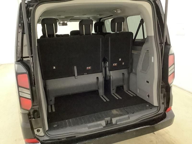 Gebraucht Ford Tourneo Titanium 136 PS (100 kW) 2025 Schwarz Van / Kleinbus