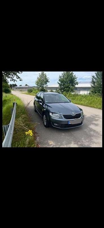 Gebraucht Skoda Octavia Style 150 PS (110 kW) 2016 Kleinwagen