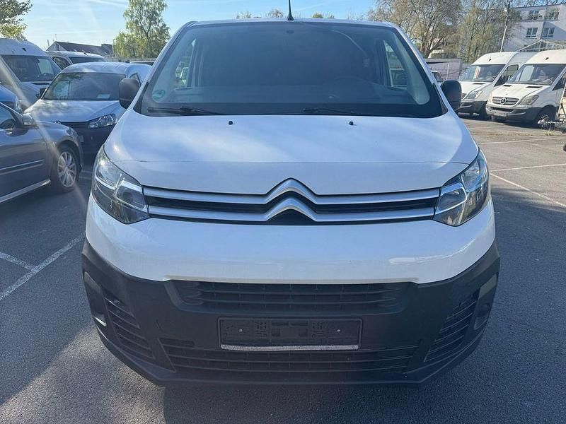 Gebraucht Citroën Jumpy Profi 122 PS (89 kW) 2018 Weiß Van / Kleinbus