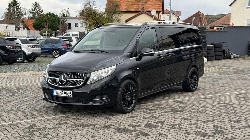 Gebraucht Mercedes V250 Edition 190 PS (139 kW) 2016 Schwarz Van / Kleinbus